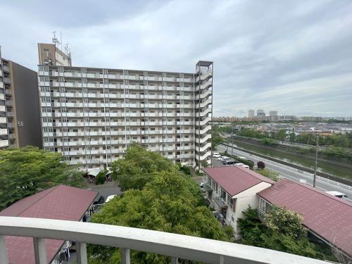 2LDK apartment in Ichikawa, Chiba - Photo 1