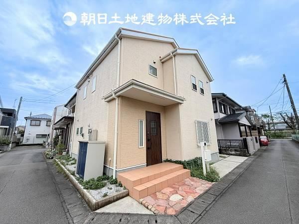 4LDK+S house in Ayase, Kanagawa - Photo 1