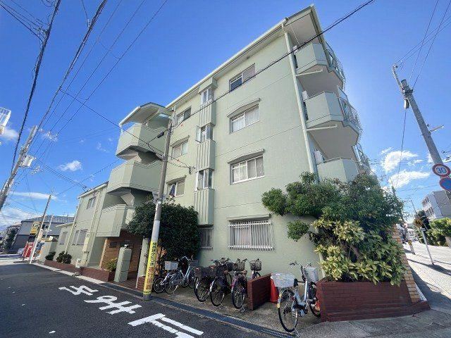 2LDK apartment in Higashinada Ward, Kobe, Hyogo - Photo 1