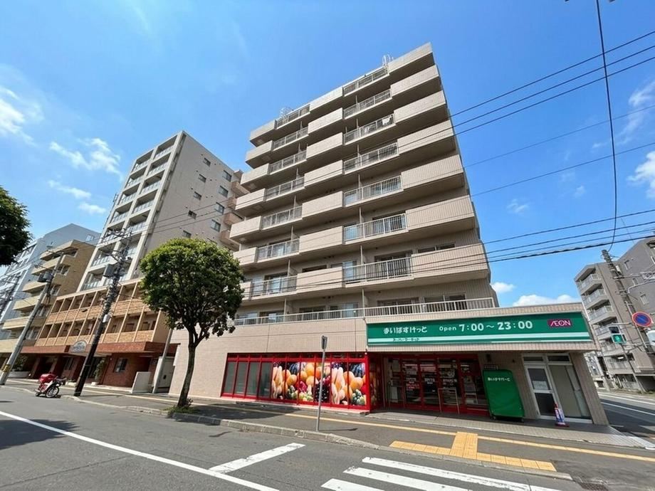 4LDK apartment in Kita Ward, Sapporo, Hokkaido - Photo 1