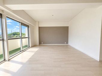 2LDK apartment in Muko