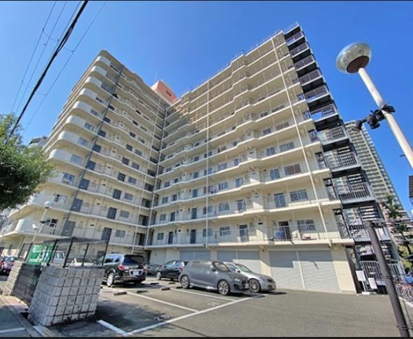 2LDK apartment in Kita Ward, Osaka - Photo 1