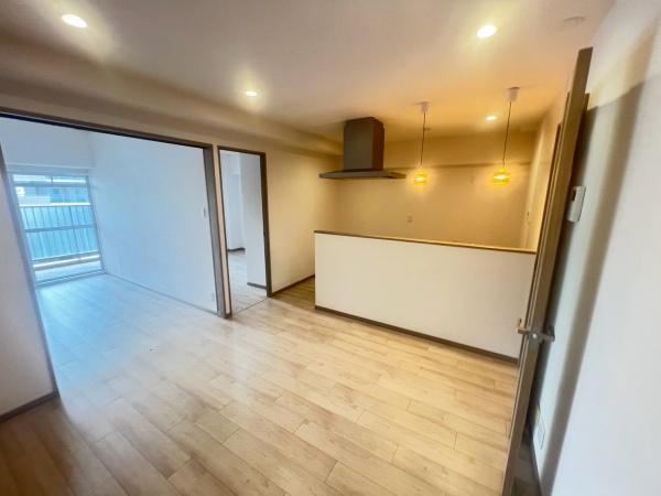 3LDK apartment in Kita Ward, Osaka - Photo 1