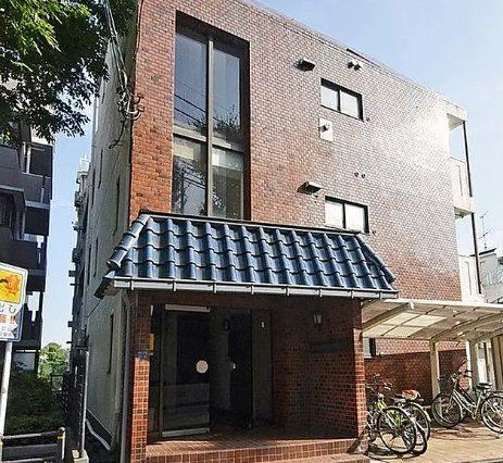 2LDK apartment in Itabashi Ward, Tokyo - Photo 1