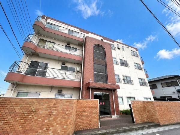 3DK apartment in Ageo, Saitama - Photo 1