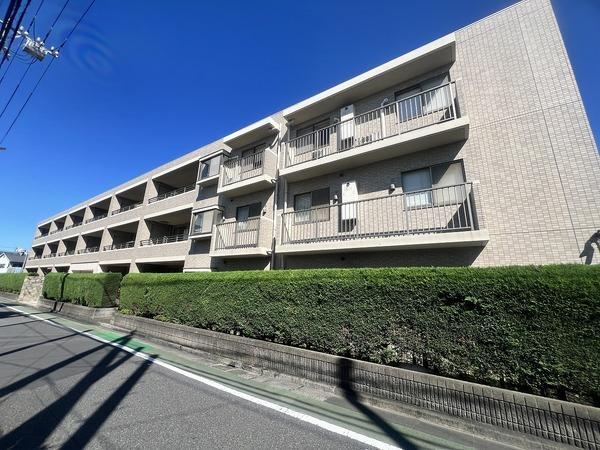 3LDK apartment in Nerima Ward, Tokyo - Photo 1