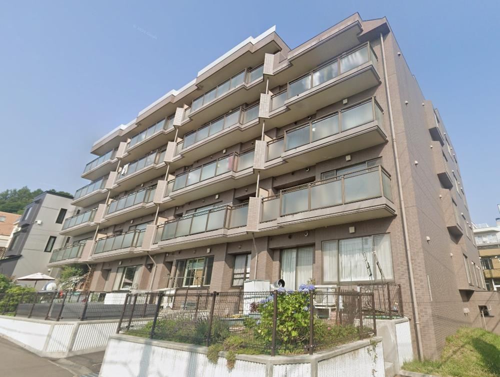 4LDK apartment in Nishi Ward, Sapporo, Hokkaido - Photo 1