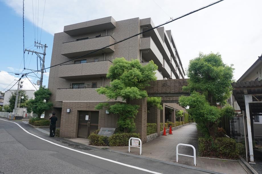 4LDK apartment in Fukuyama, Hiroshima - Photo 1