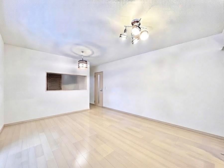 4LDK house in Yotsukaido, Chiba - Photo 1