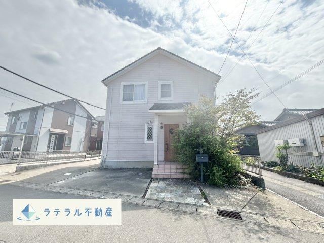4LDK house in Komaki, Aichi - Photo 1