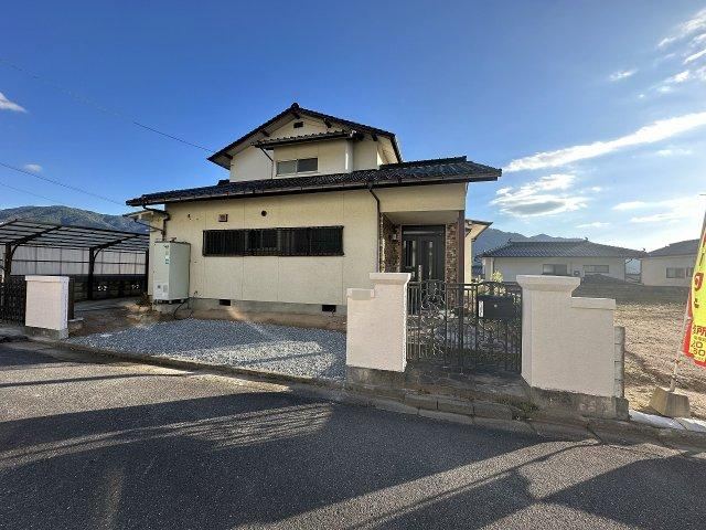 4LDK+S house in Asakita Ward, Hiroshima - Photo 1