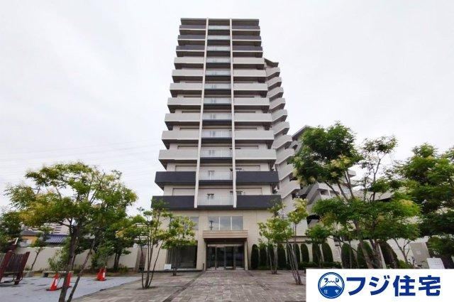 3LDK apartment in Kita Ward, Sakai, Osaka - Photo 1