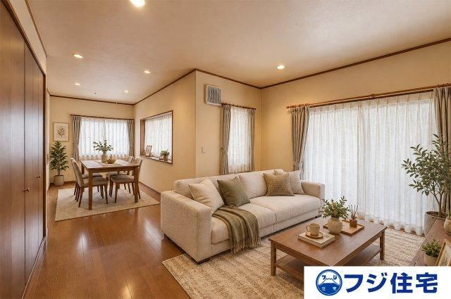 5LDK house in Kishiwada, Osaka - Photo 1