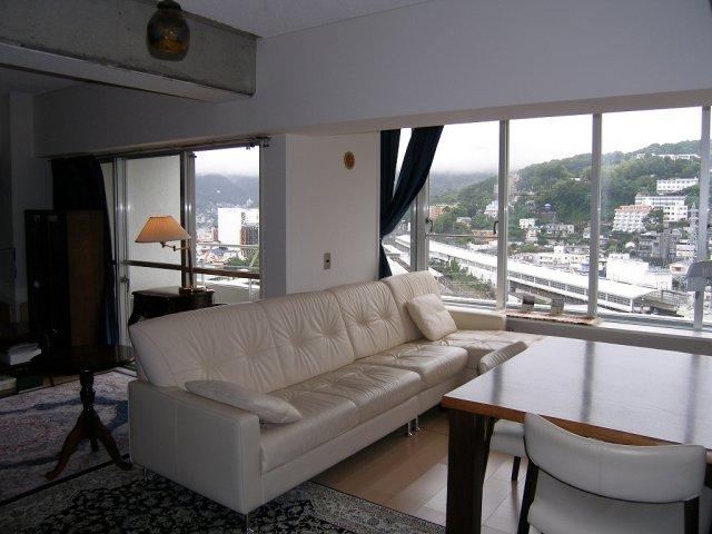 1LDK apartment in Atami, Shizuoka - Photo 1