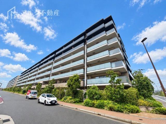 3LDK apartment in Nishinomiya, Hyogo - Photo 1