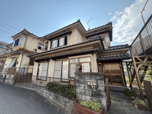 4LDK house in Asakita Ward, Hiroshima - Photo 1