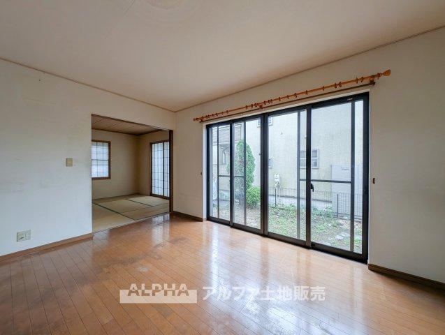 4LDK house in Tachikawa, Tokyo - Photo 1