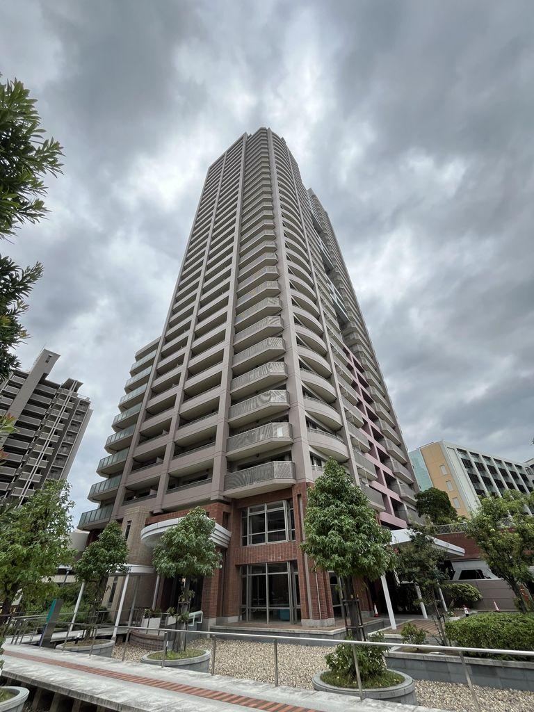 2LDK apartment in Miyakojima Ward, Osaka - Photo 1