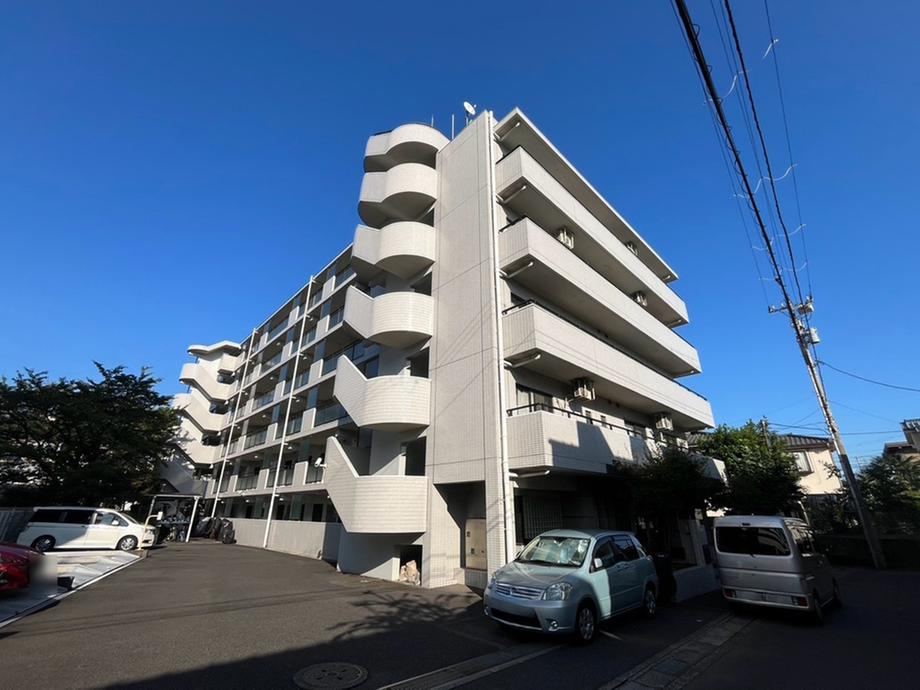 3LDK apartment in Hodogaya Ward, Yokohama, Kanagawa - Photo 1