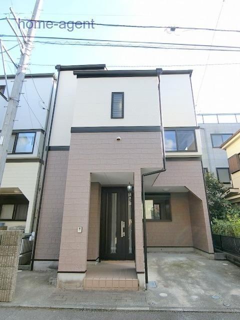 4LDK house in Toda, Saitama - Photo 1