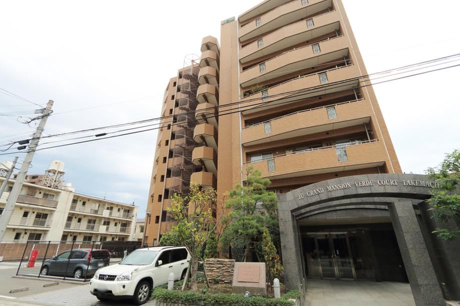4LDK apartment in Kagoshima, Kagoshima - Photo 1