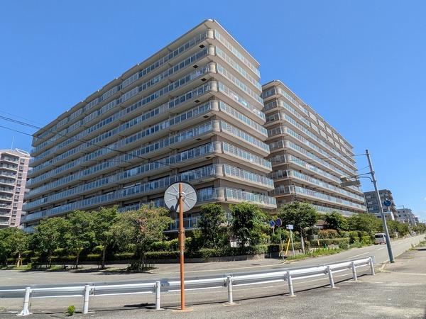 3LDK apartment in Nishinomiya, Hyogo - Photo 1