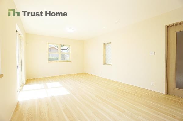 4LDK house in Suma Ward, Kobe, Hyogo - Photo 1