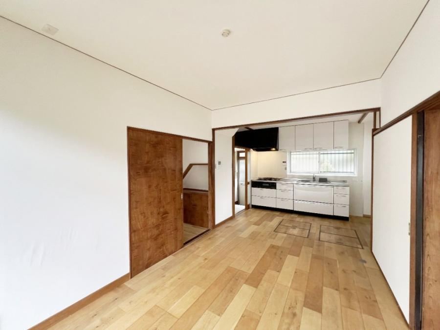 5LDK house in Hachioji, Tokyo - Photo 1