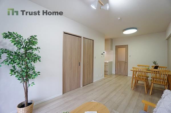 2LDK apartment in Amagasaki, Hyogo - Photo 1