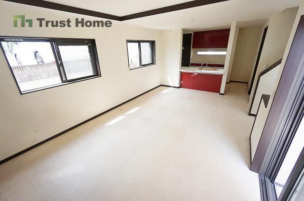 4LDK house in Takarazuka, Hyogo - Photo 1