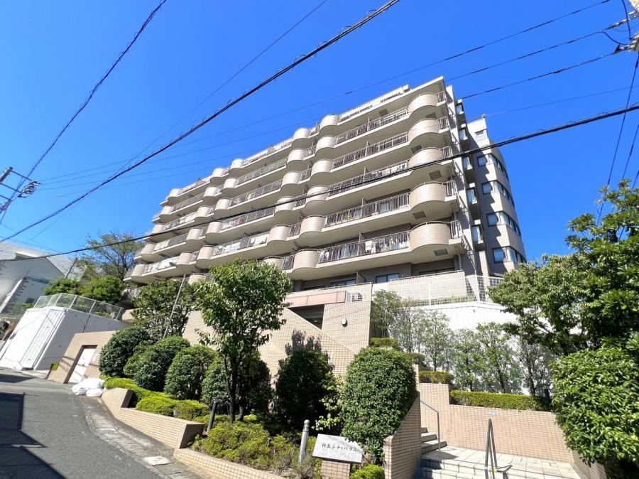 3LDK apartment in Asao Ward, Kawasaki, Kanagawa - Photo 1