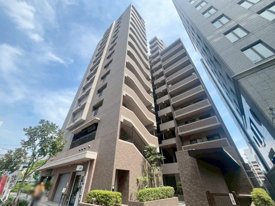 3LDK apartment in Chuo Ward, Kobe, Hyogo - Photo 1