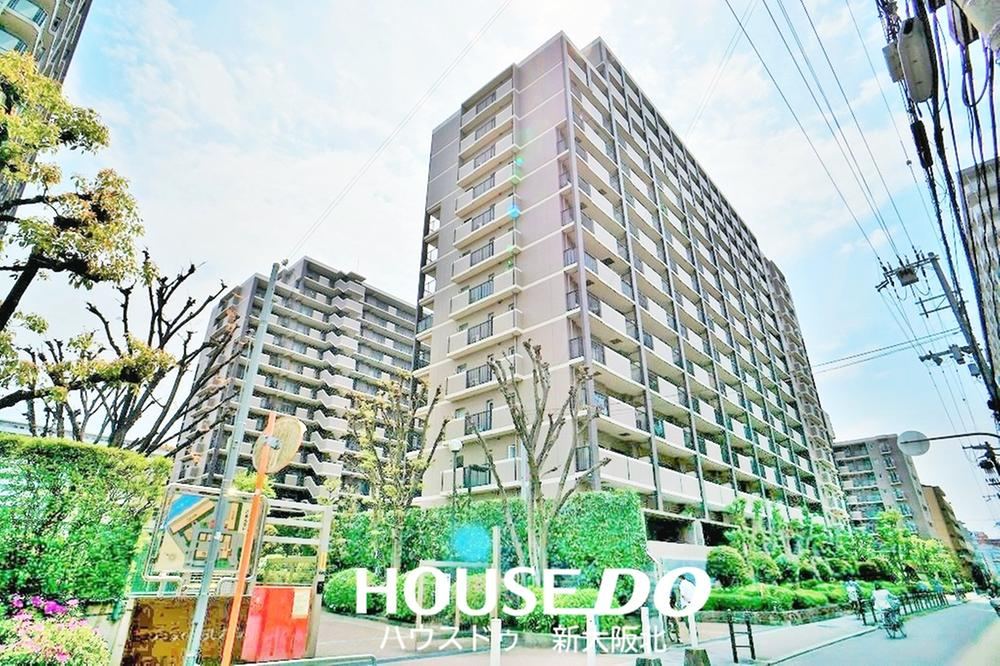 3LDK apartment in Yodogawa Ward, Osaka - Photo 1