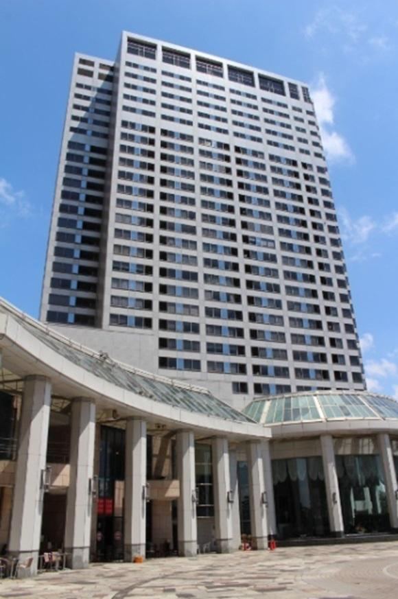2LDK apartment in Shinagawa Ward, Tokyo - Photo 1
