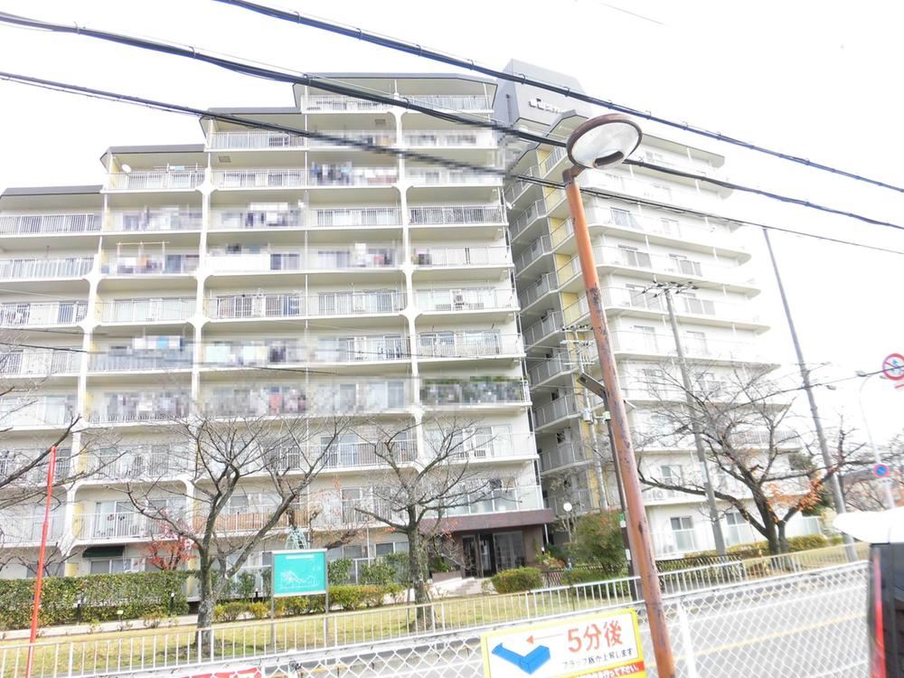 3LDK apartment in Osakasayama, Osaka - Photo 1