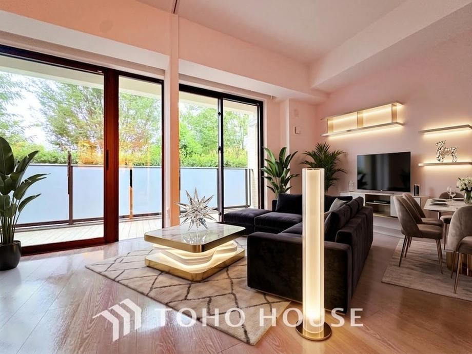 3LDK apartment in Nakano Ward, Tokyo - Photo 1