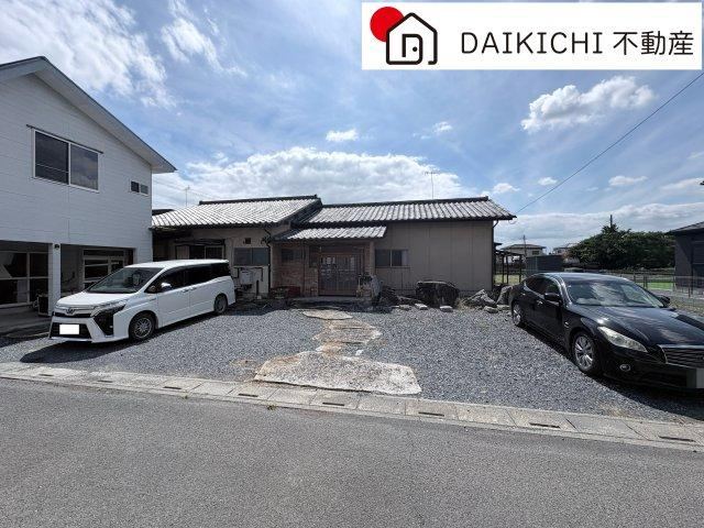 6LDK house in Kumagaya, Saitama - Photo 1