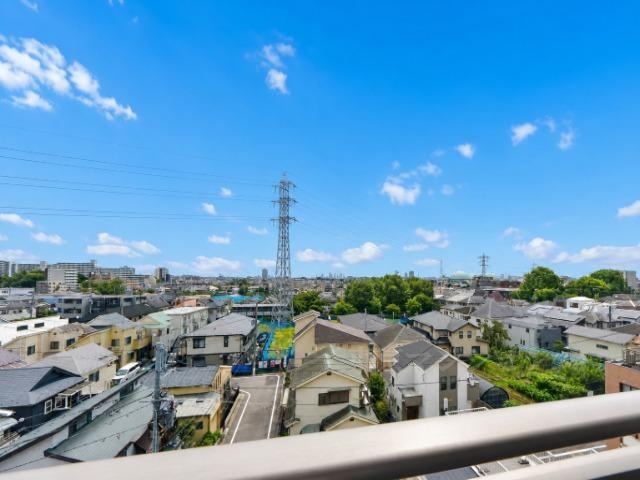 2LDK apartment in Nerima Ward, Tokyo - Photo 1
