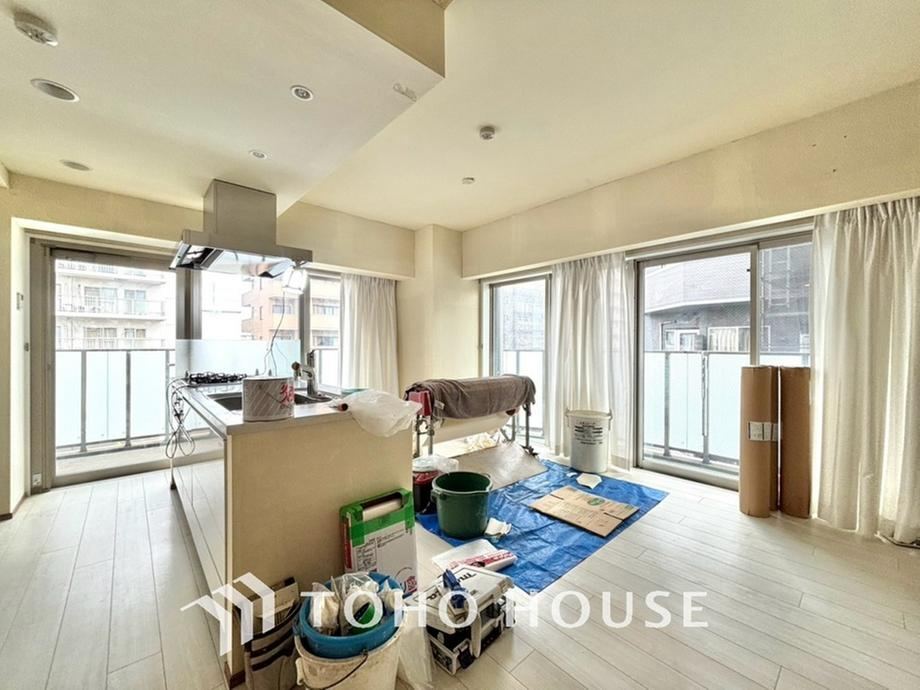 2LDK apartment in Shinjuku Ward, Tokyo - Photo 1