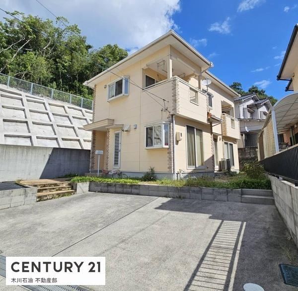 4LDK house in Kure, Hiroshima - Photo 1