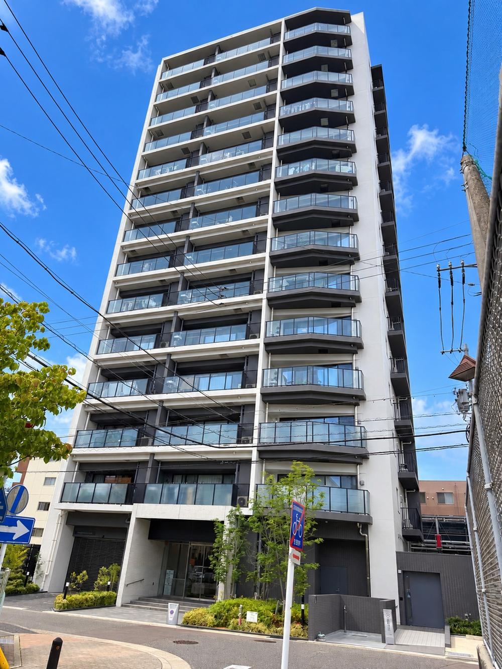1LDK+2S apartment in Tempaku Ward, Nagoya, Aichi - Photo 1
