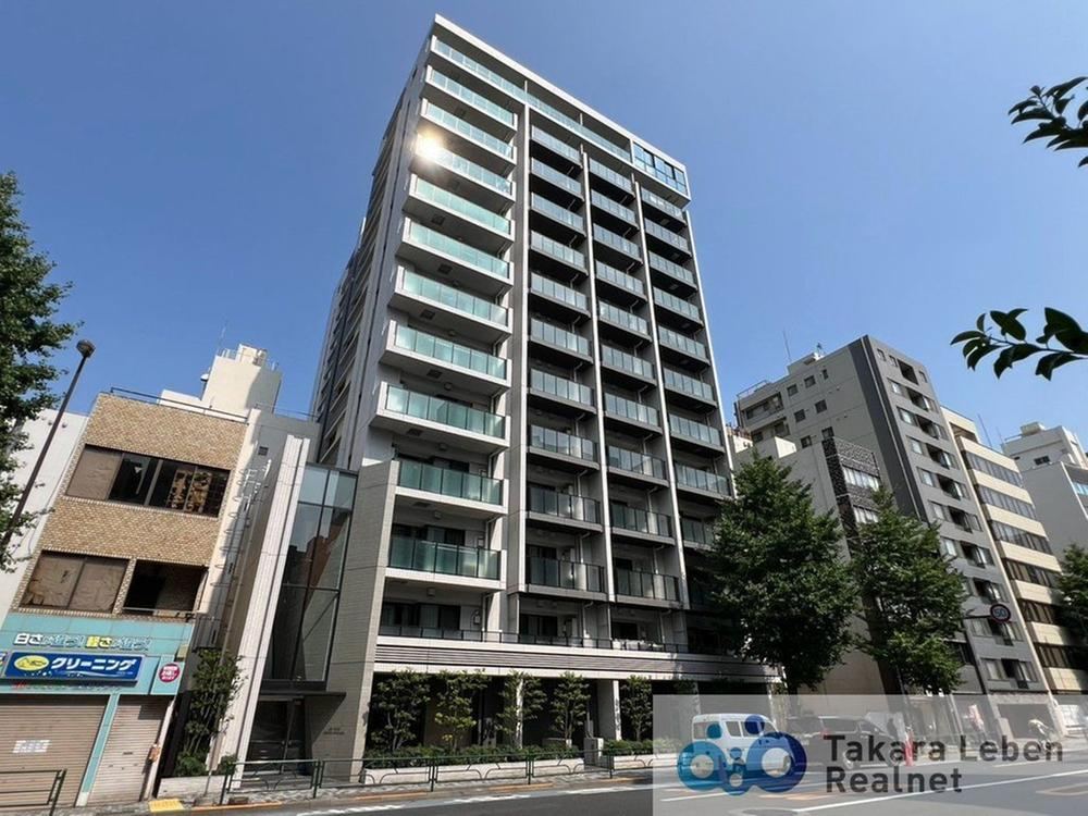 2LDK apartment in Chiyoda Ward, Tokyo - Photo 1