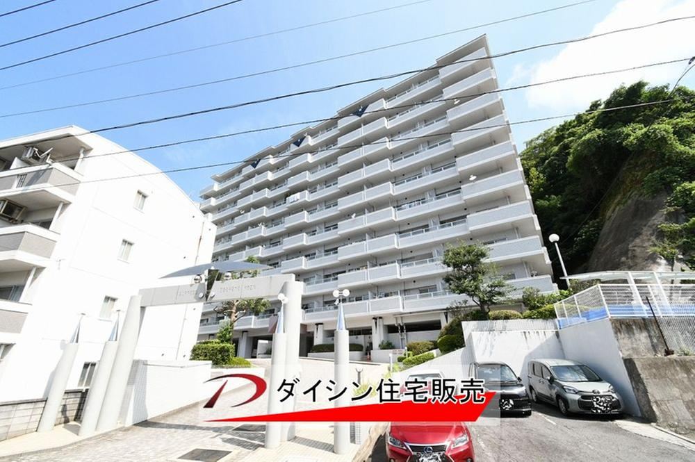 4LDK apartment in Naka Ward, Hiroshima - Photo 1