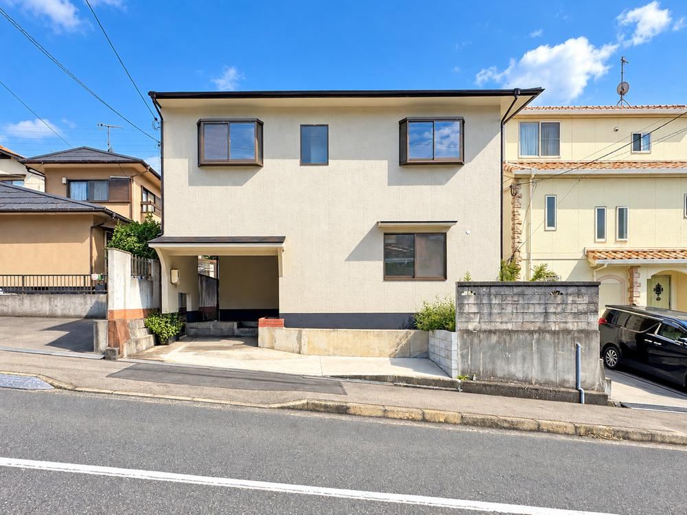 5LDK+S house in Fukuyama, Hiroshima - Photo 1