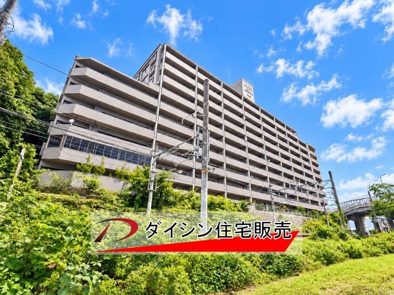 3LDK apartment in Nishi Ward, Hiroshima - Photo 1
