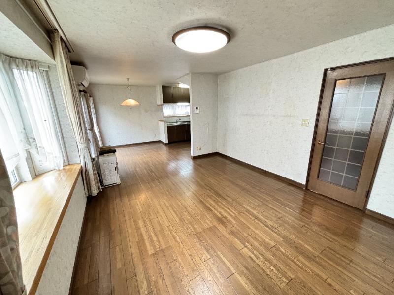 4LDK house in Kita Ward, Sapporo, Hokkaido - Photo 1