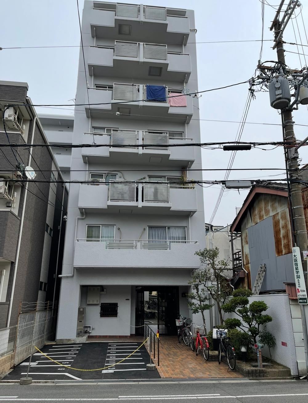 3DK apartment in Ino Ward, Osaka - Photo 1