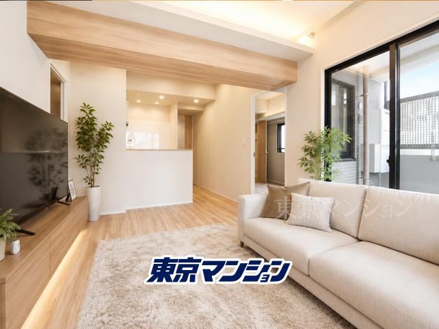 2LDK apartment in Shinjuku Ward, Tokyo - Photo 1