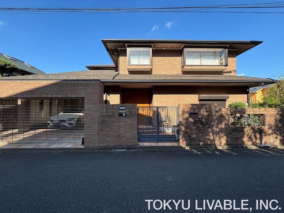 7LDK+S house in Tama, Tokyo - Photo 1
