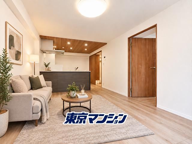 1LDK apartment in Minato Ward, Tokyo - Photo 1